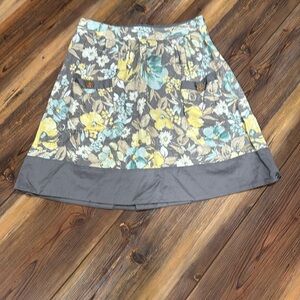Pretty floral skirt.